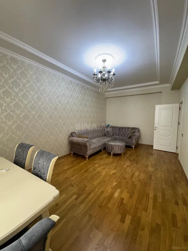 Satılır 2 otaqlı mənzil 68 m²