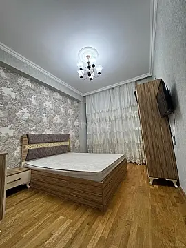 Satılır 2 otaqlı mənzil 68 m²