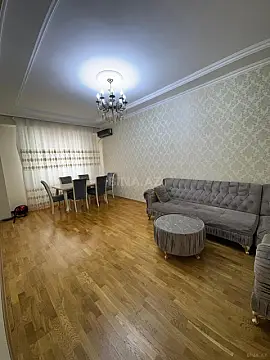 Satılır 2 otaqlı mənzil 68 m²