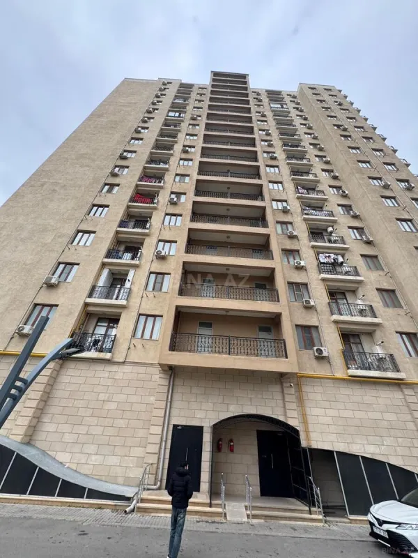 Satılır 2 otaqlı mənzil 68 m²