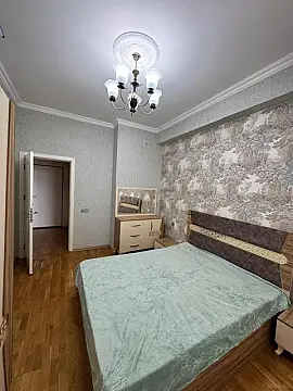 Satılır 2 otaqlı mənzil 68 m²