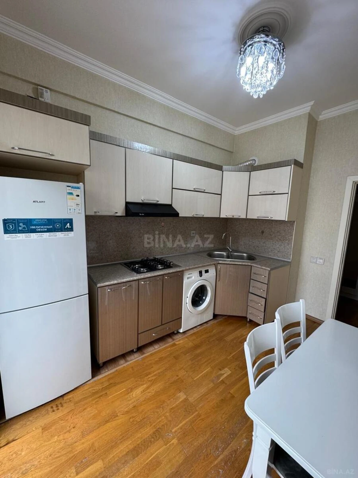 Satılır 2 otaqlı mənzil 68 m²