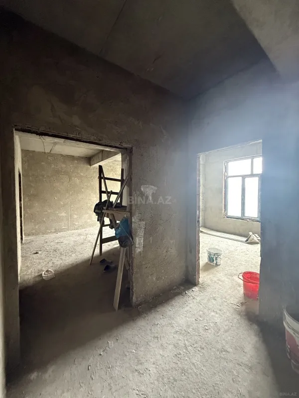 Satılır 3 otaqlı mənzil 92 m²