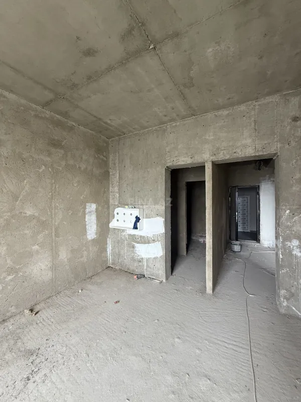 Satılır 3 otaqlı mənzil 92 m²