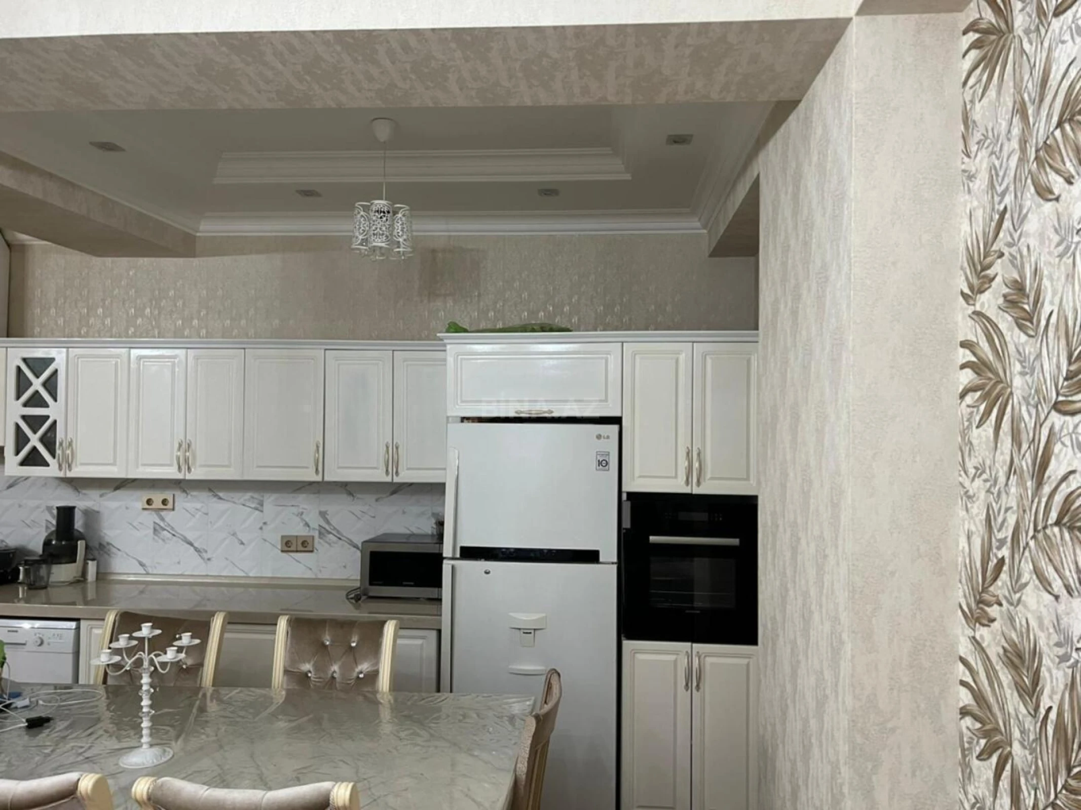 Kirayə verilir 3 otaqlı mənzil 100 m²