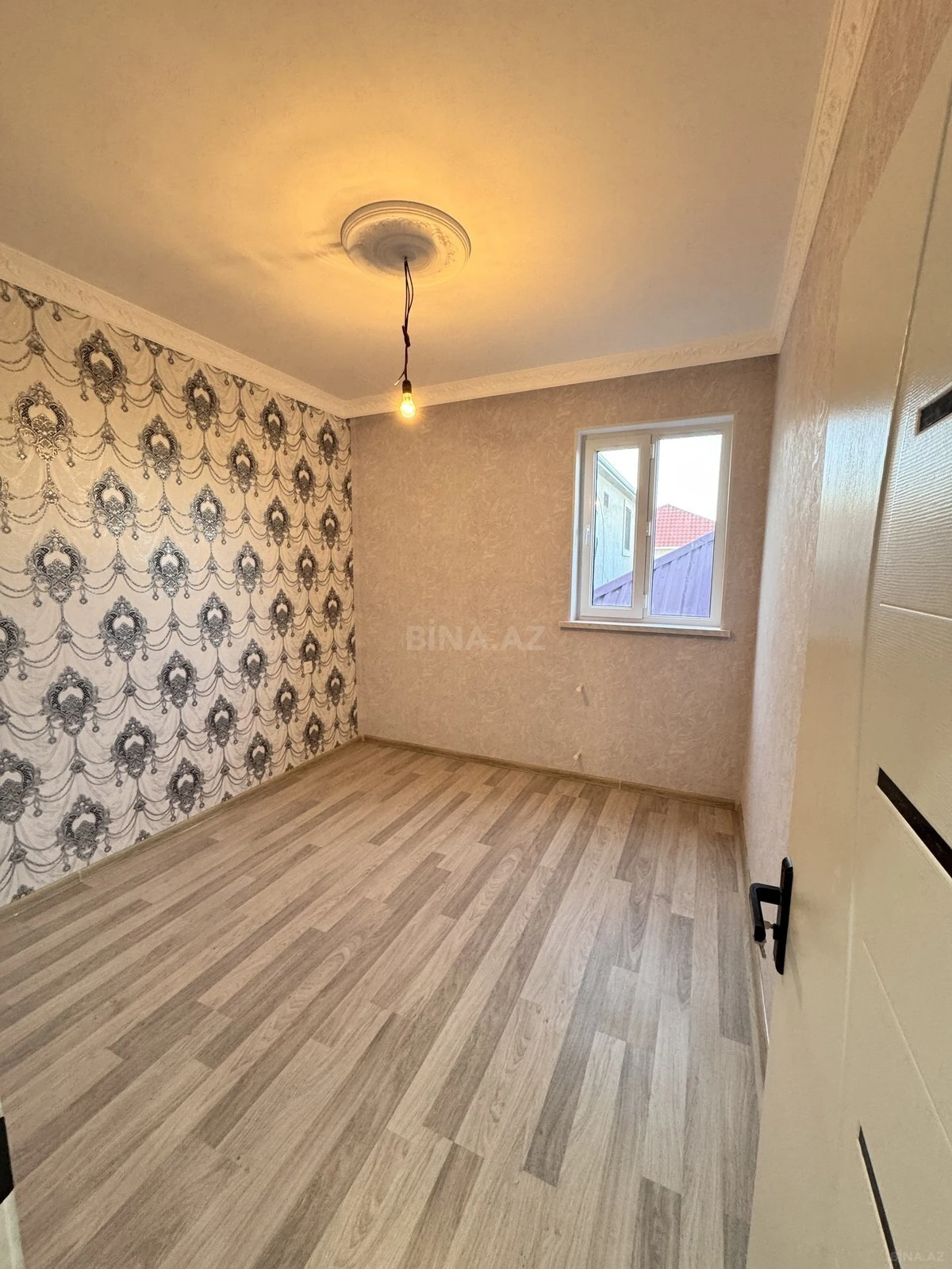 Satılır 4 otaqlı həyət evi 160 m²