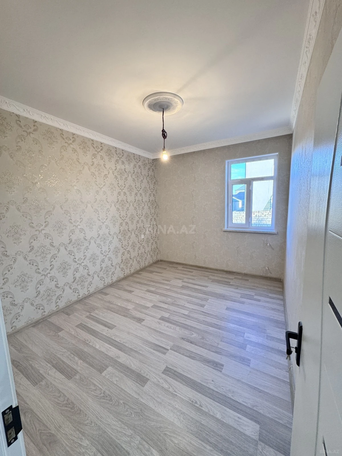 Satılır 4 otaqlı həyət evi 160 m²