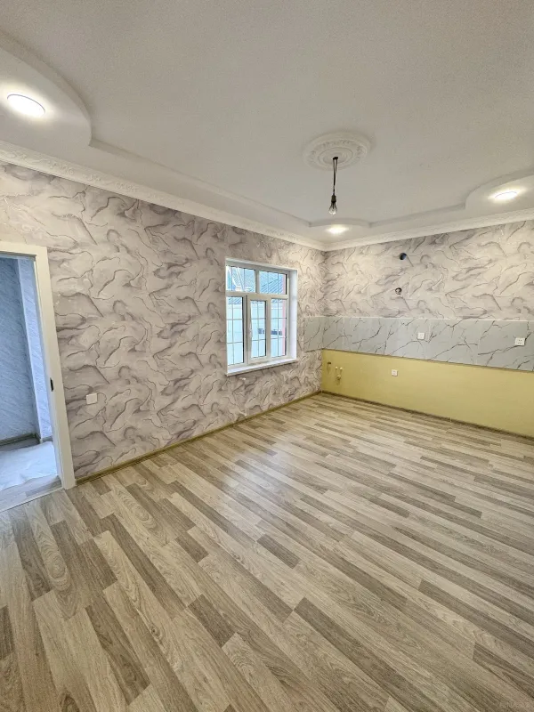 Satılır 4 otaqlı həyət evi 160 m²