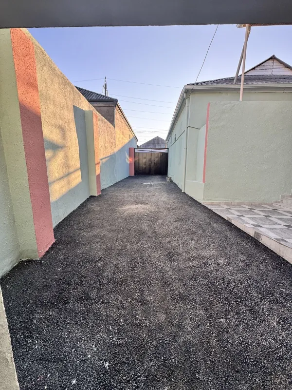 Satılır 4 otaqlı həyət evi 160 m²