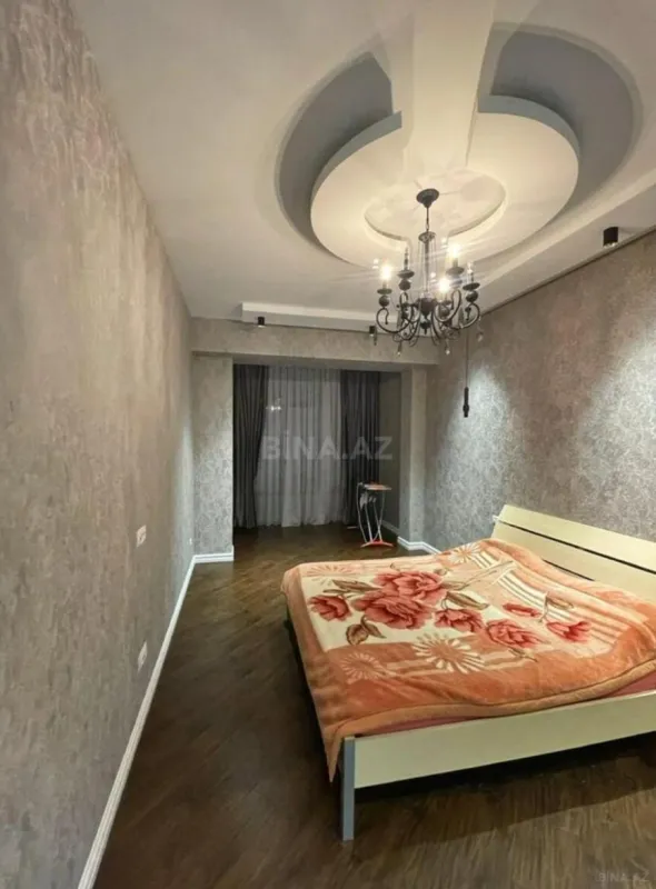 Satılır 3 otaqlı mənzil 123 m²