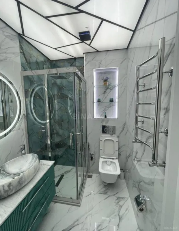 Satılır 3 otaqlı mənzil 123 m²