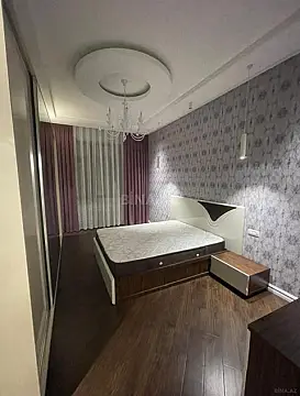 Satılır 3 otaqlı mənzil 123 m²