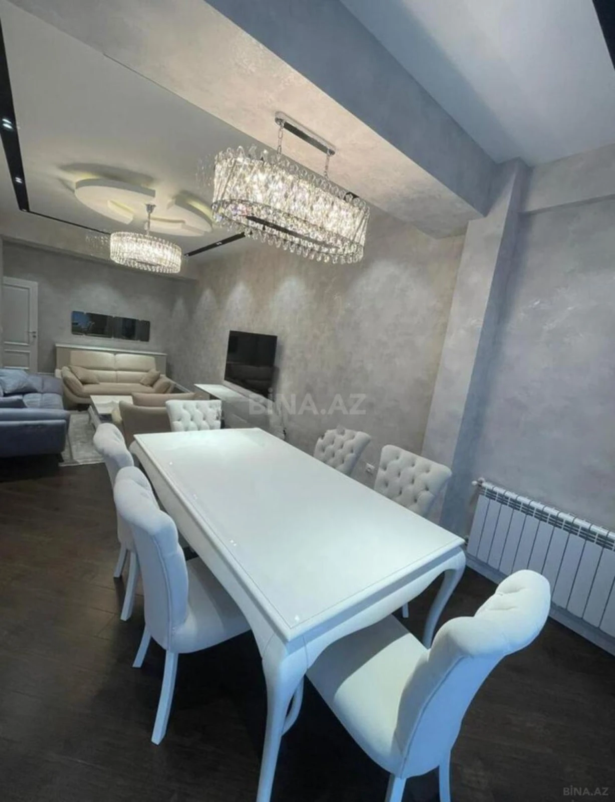 Satılır 3 otaqlı mənzil 123 m²
