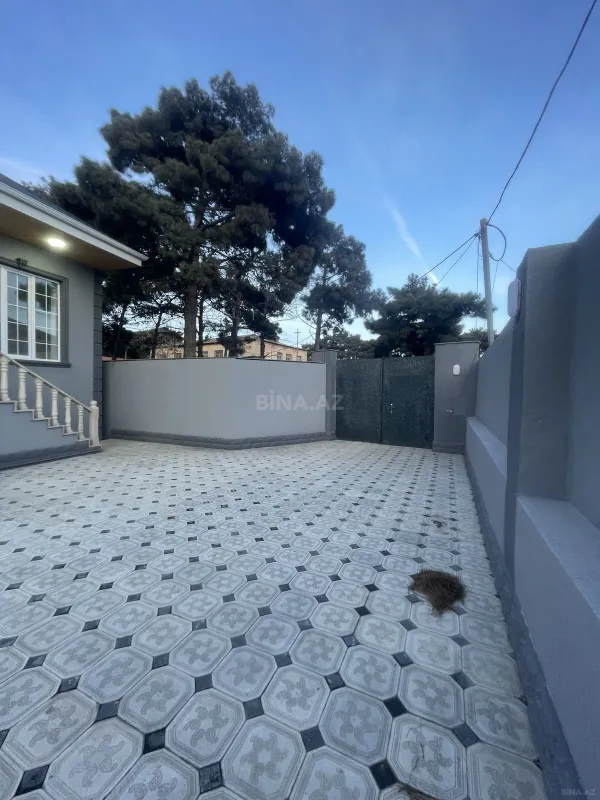 Satılır 4 otaqlı həyət evi 130 m²
