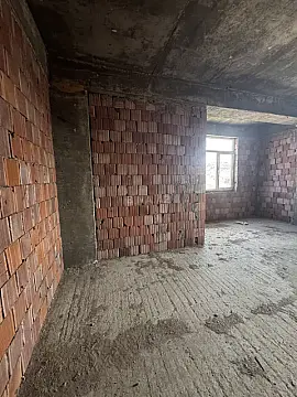 Satılır 4 otaqlı mənzil 224 m²