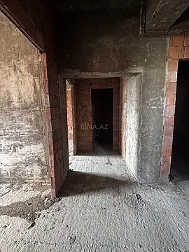 Satılır 4 otaqlı mənzil 224 m²