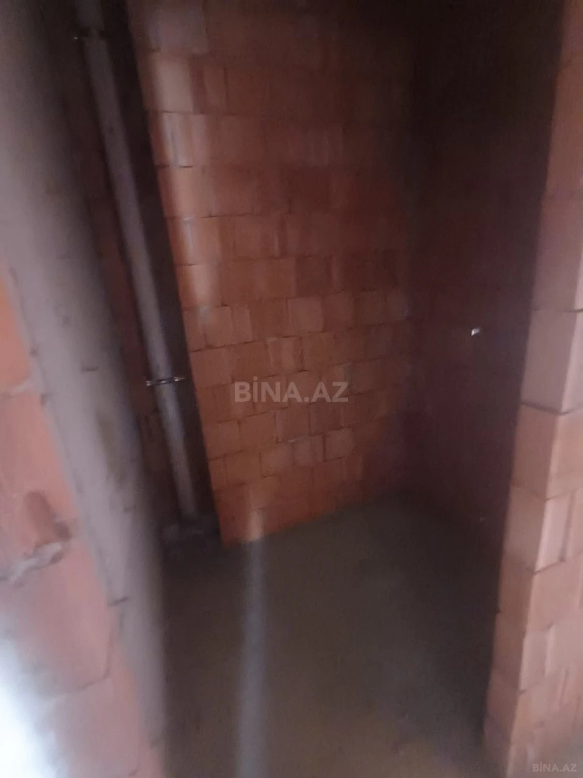 Satılır 4 otaqlı mənzil 224 m²