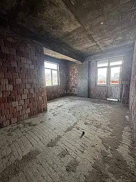 Satılır 4 otaqlı mənzil 224 m²