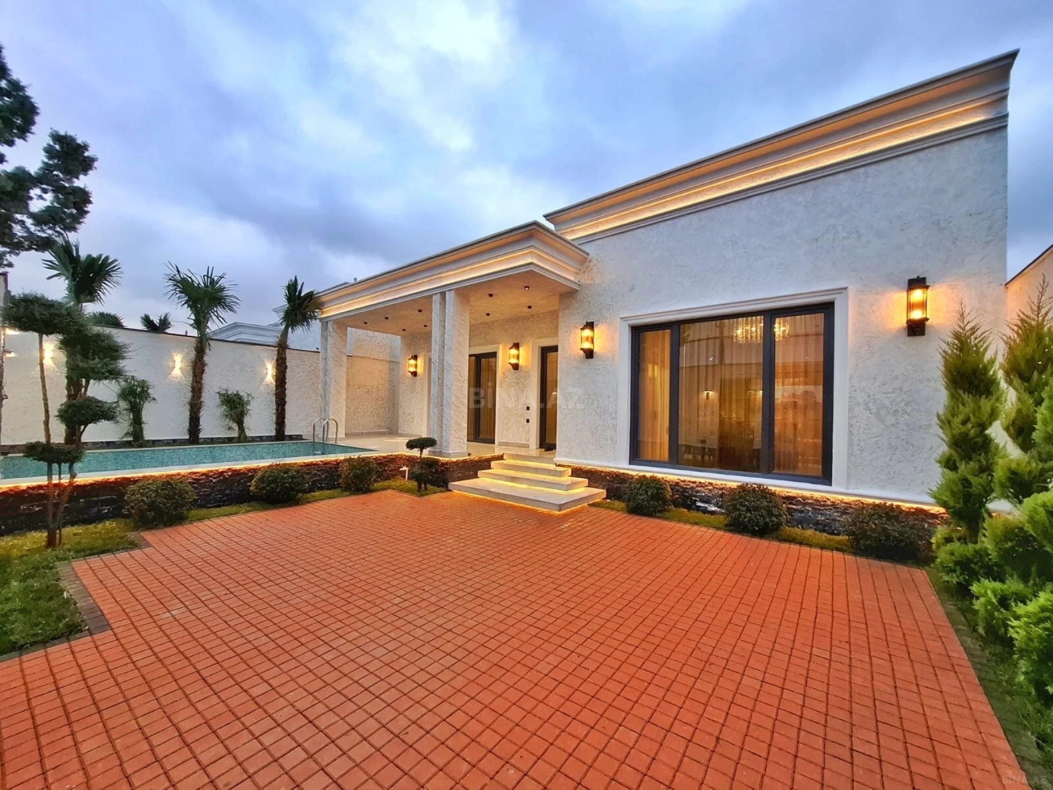 Satılır 4 otaqlı həyət evi 150 m²