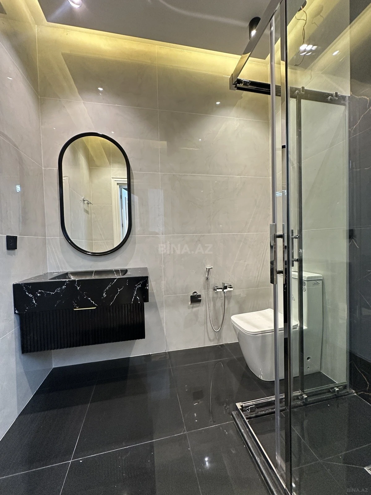 Satılır 4 otaqlı həyət evi 150 m²