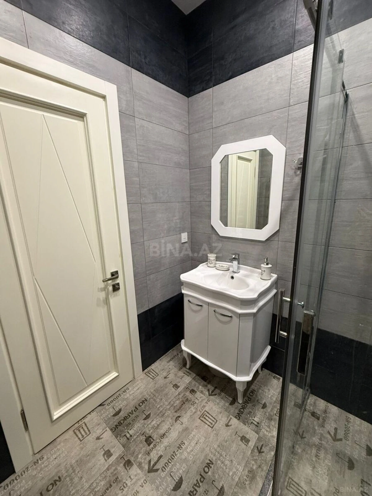 Kirayə verilir 2 otaqlı mənzil 72 m²