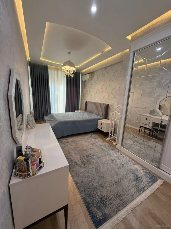 Kirayə verilir 2 otaqlı mənzil 72 m²