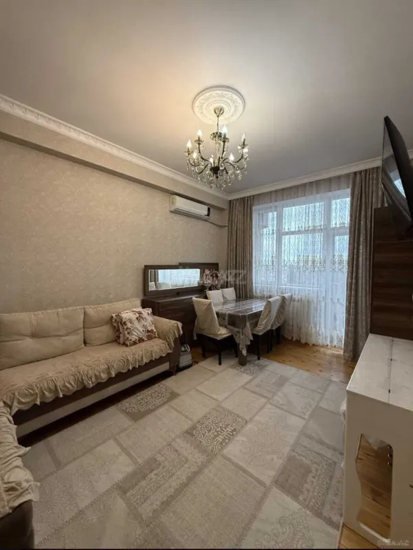 Satılır 2 otaqlı mənzil 60 m²
