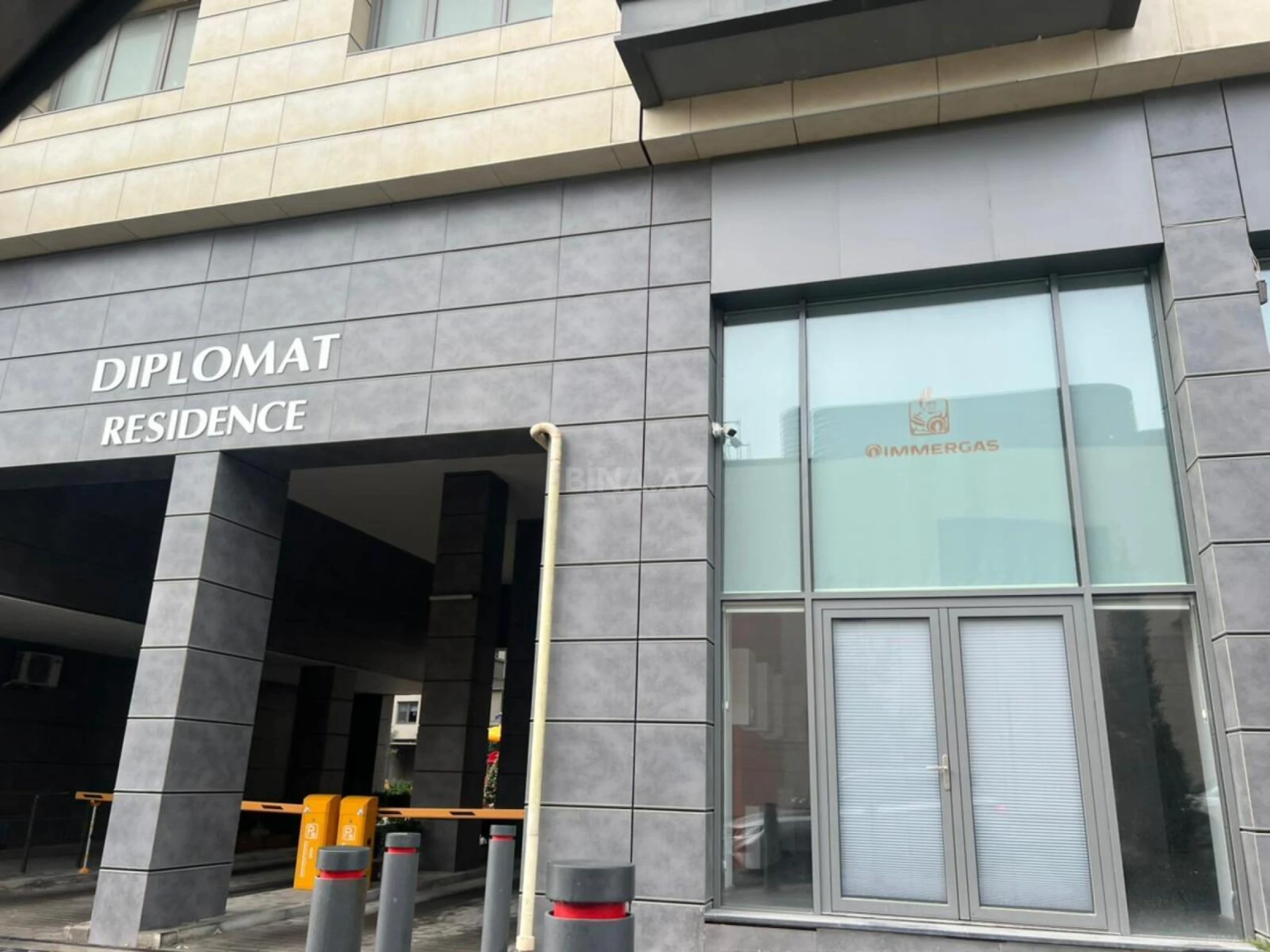 Kirayə verilir 3 otaqlı mənzil 120 m²