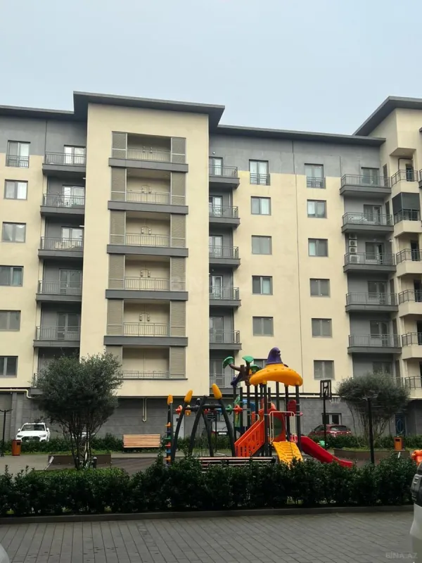 Kirayə verilir 3 otaqlı mənzil 120 m²