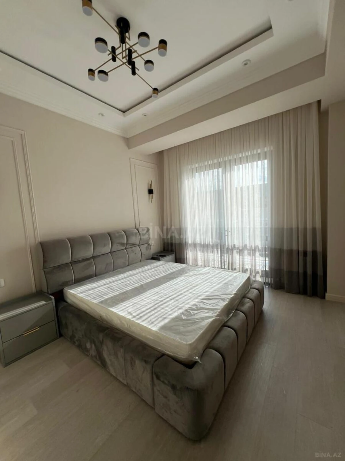 Kirayə verilir 3 otaqlı mənzil 120 m²