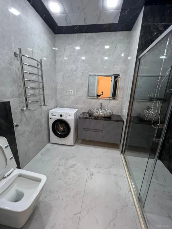 Kirayə verilir 3 otaqlı mənzil 120 m²