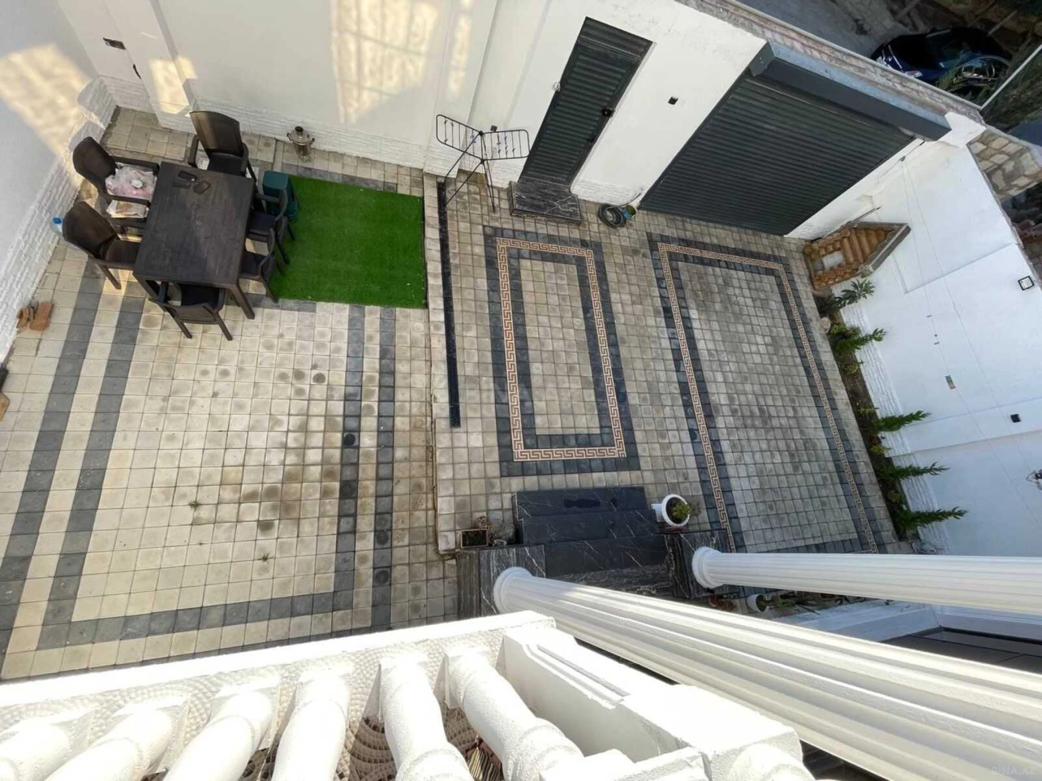 Satılır 6 otaqlı həyət evi 240 m²