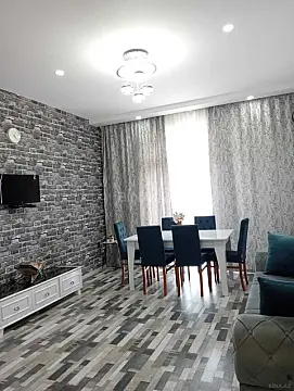 Kirayə verilir 2 otaqlı mənzil 65 m²