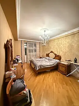 Satılır 2 otaqlı mənzil 128 m²