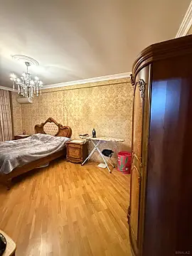 Satılır 2 otaqlı mənzil 128 m²