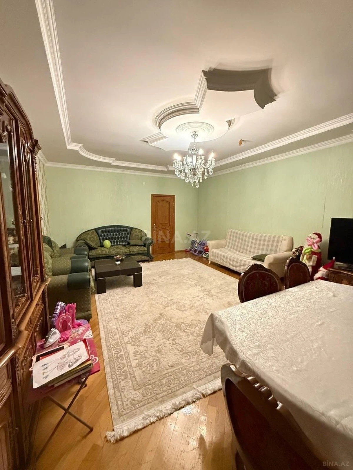 Satılır 2 otaqlı mənzil 128 m²
