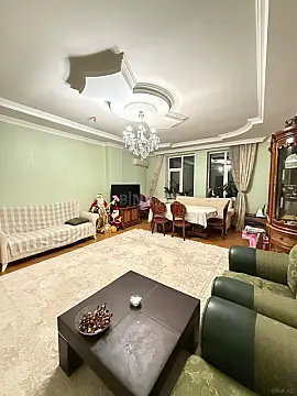 Satılır 2 otaqlı mənzil 128 m²