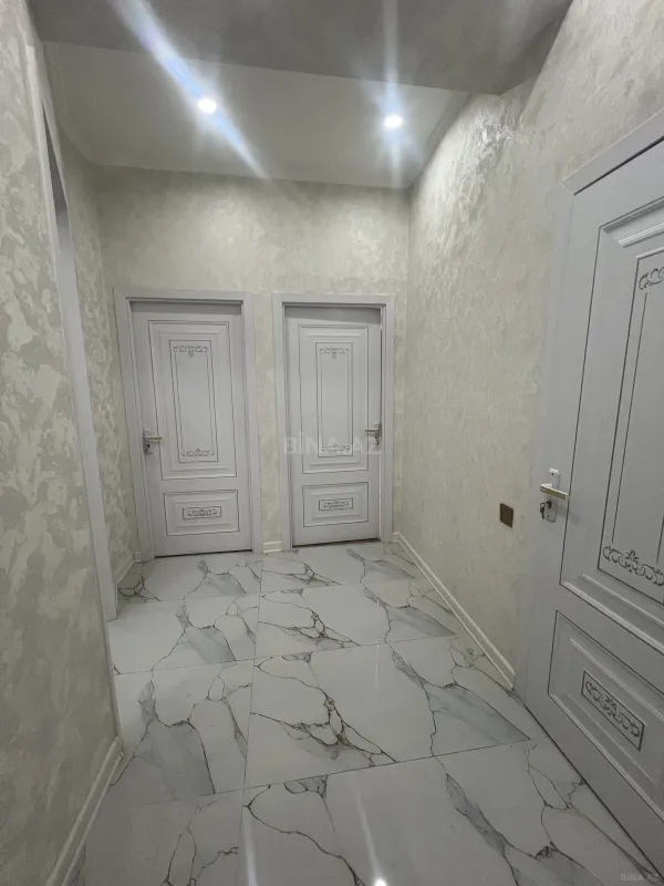 Satılır 2 otaqlı mənzil 58.5 m²