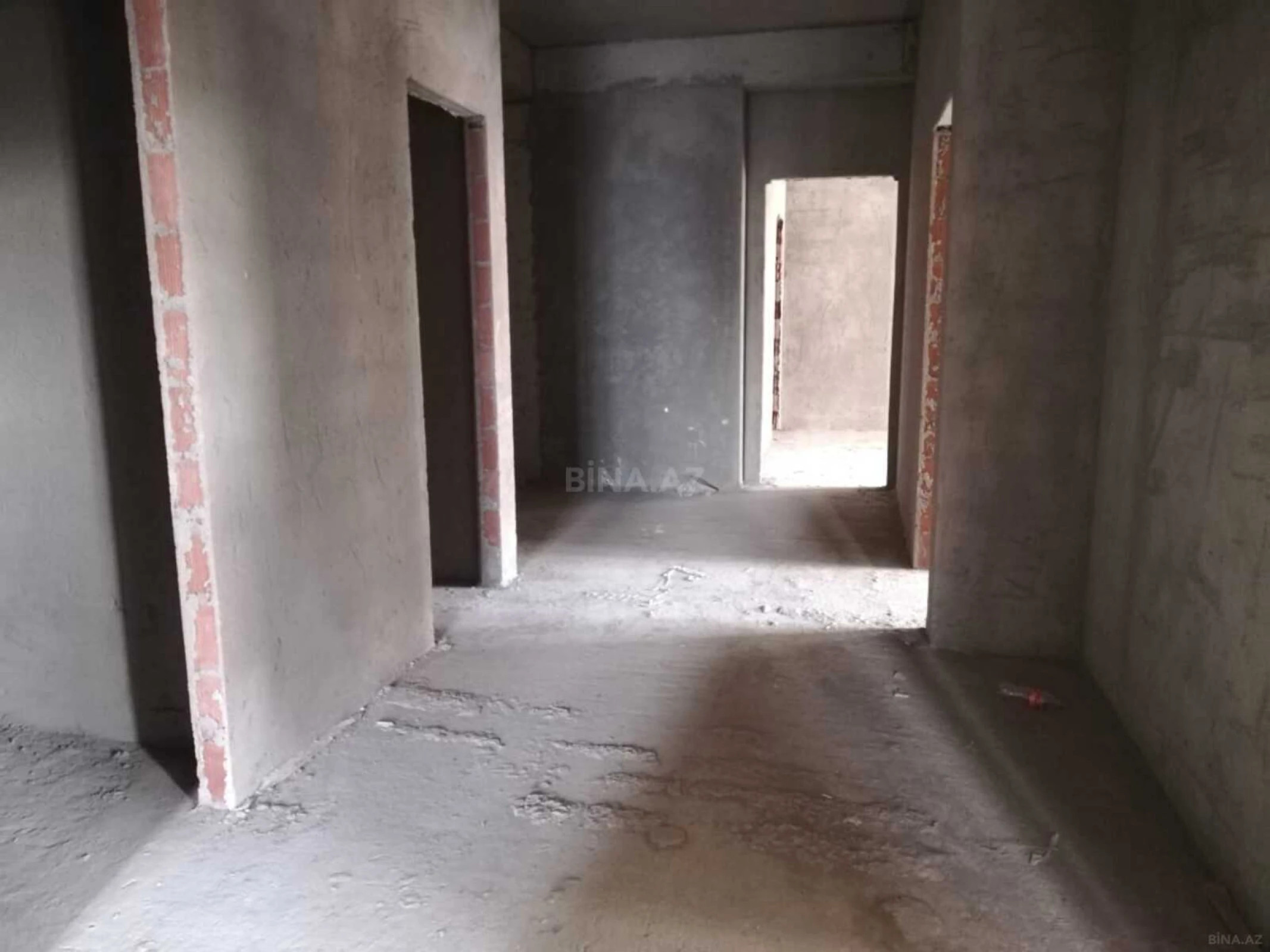 Satılır 2 otaqlı mənzil 75 m²