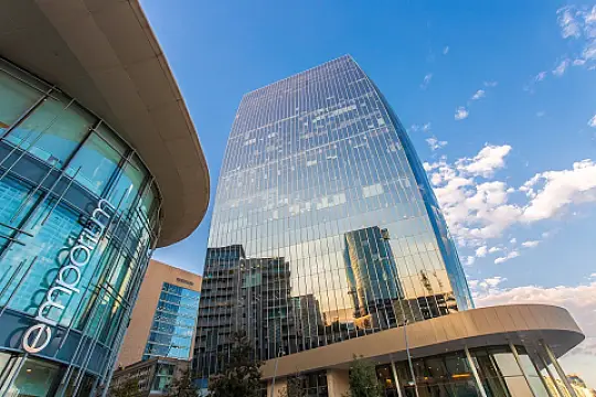 Kirayə verilir 3 otaqlı mənzil 130 m²