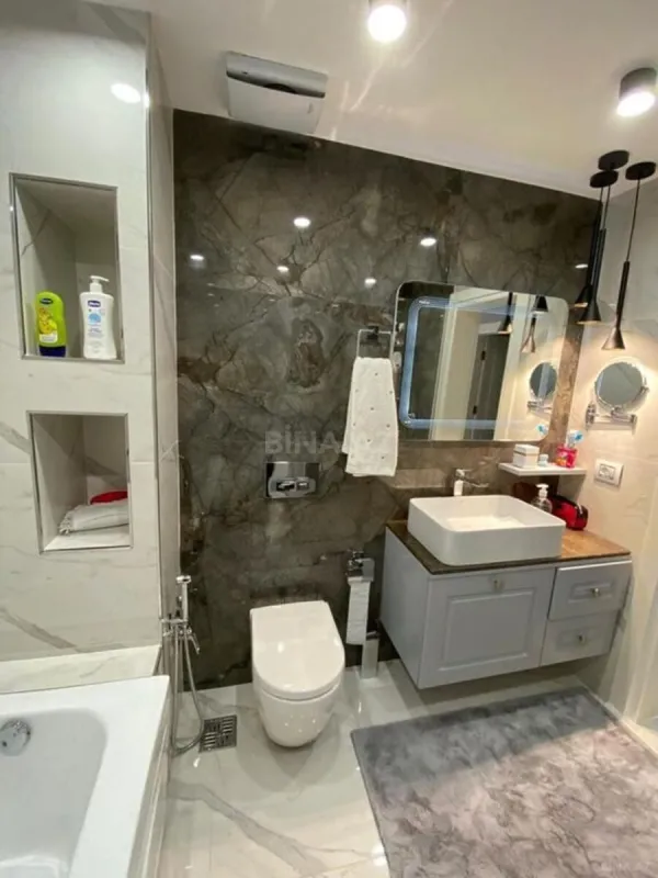 Kirayə verilir 3 otaqlı mənzil 130 m²