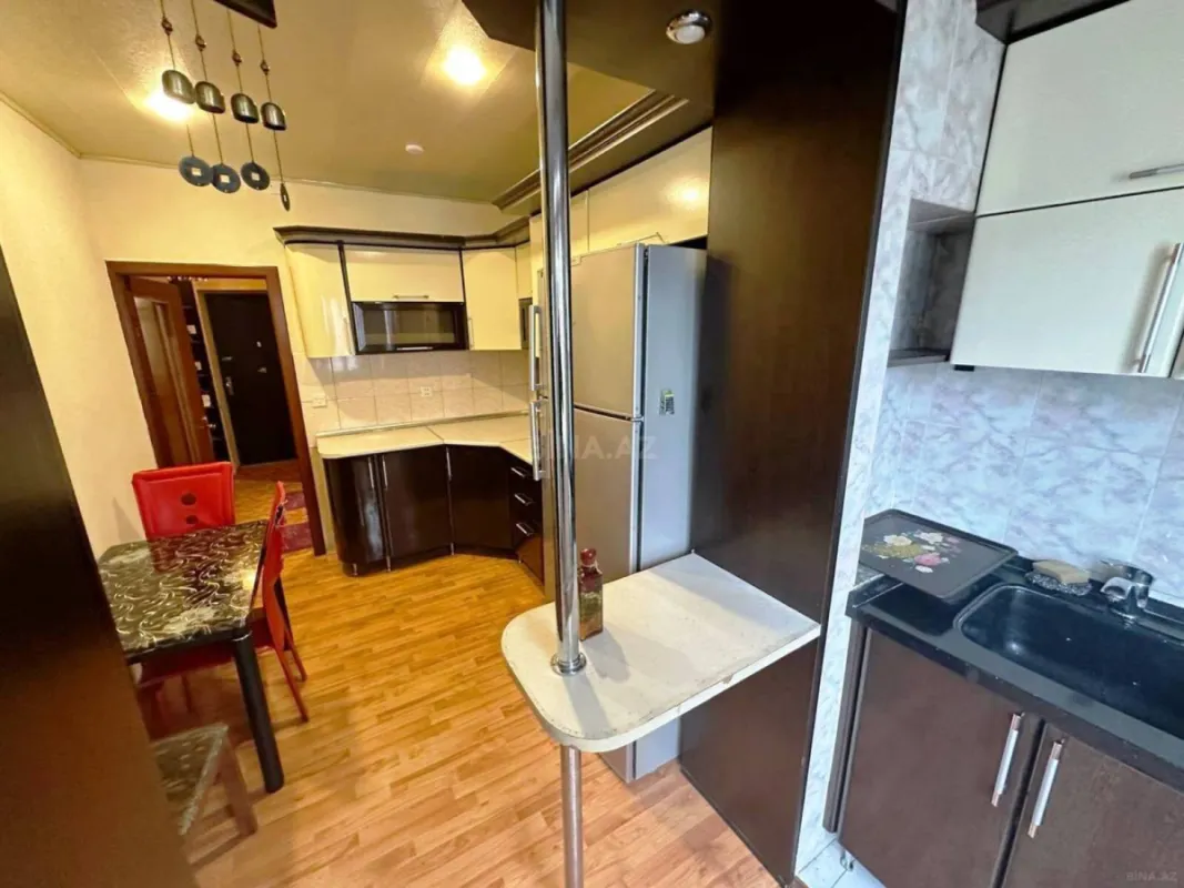 Kirayə verilir 2 otaqlı mənzil 60 m²