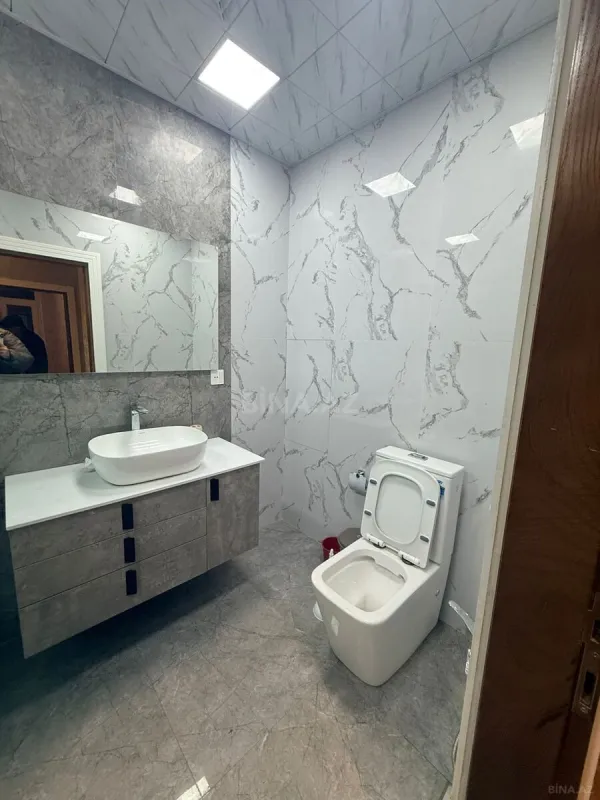 Satılır 4 otaqlı mənzil 170 m²