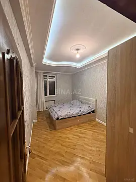 Satılır 4 otaqlı mənzil 170 m²