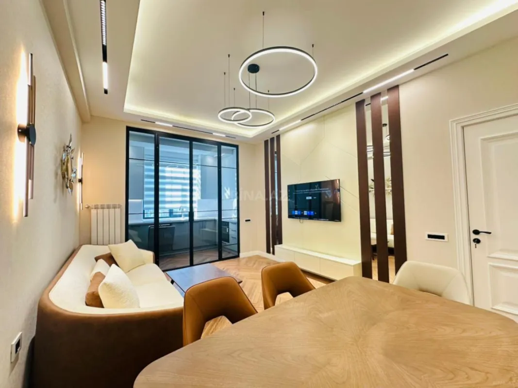 Satılır 2 otaqlı mənzil 68 m²