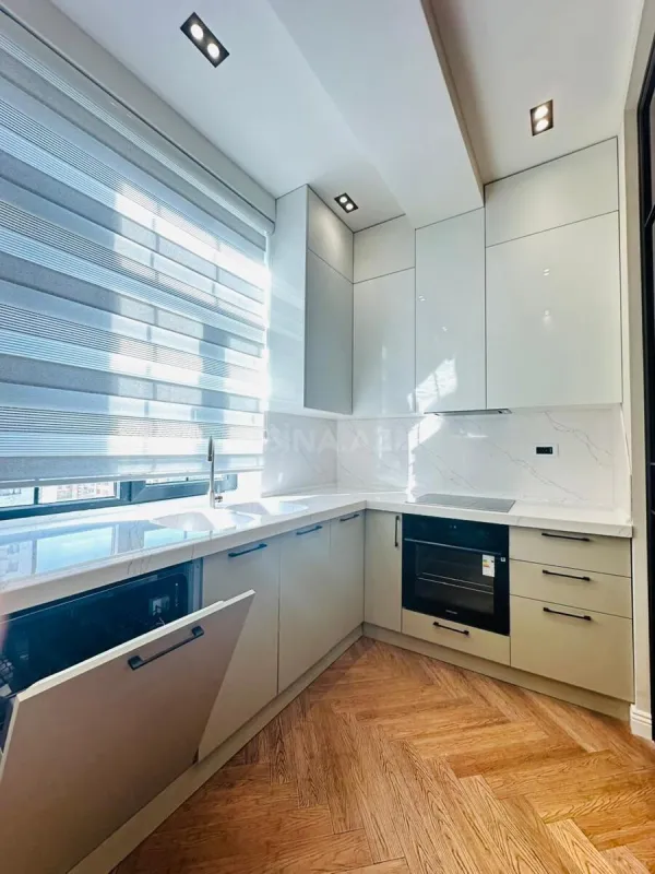 Satılır 2 otaqlı mənzil 68 m²