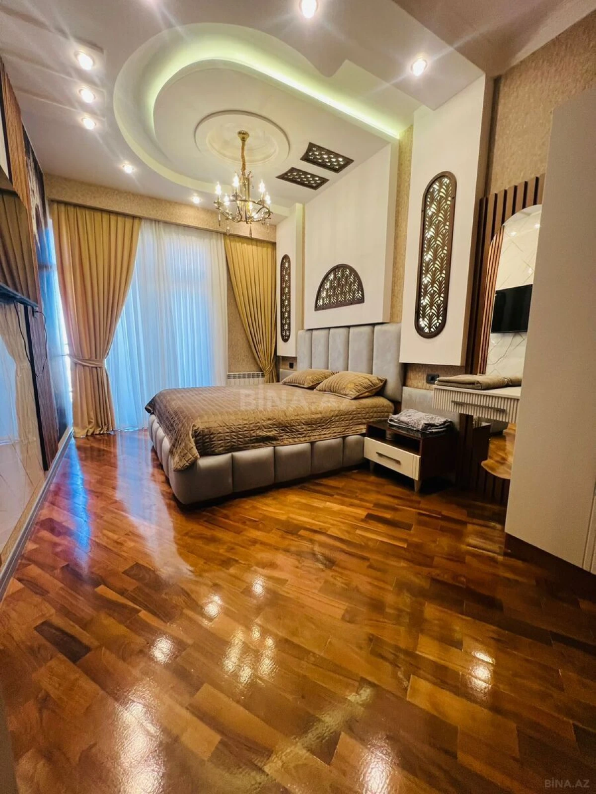 Satılır 3 otaqlı mənzil 120 m²