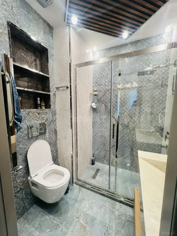 Satılır 3 otaqlı mənzil 120 m²