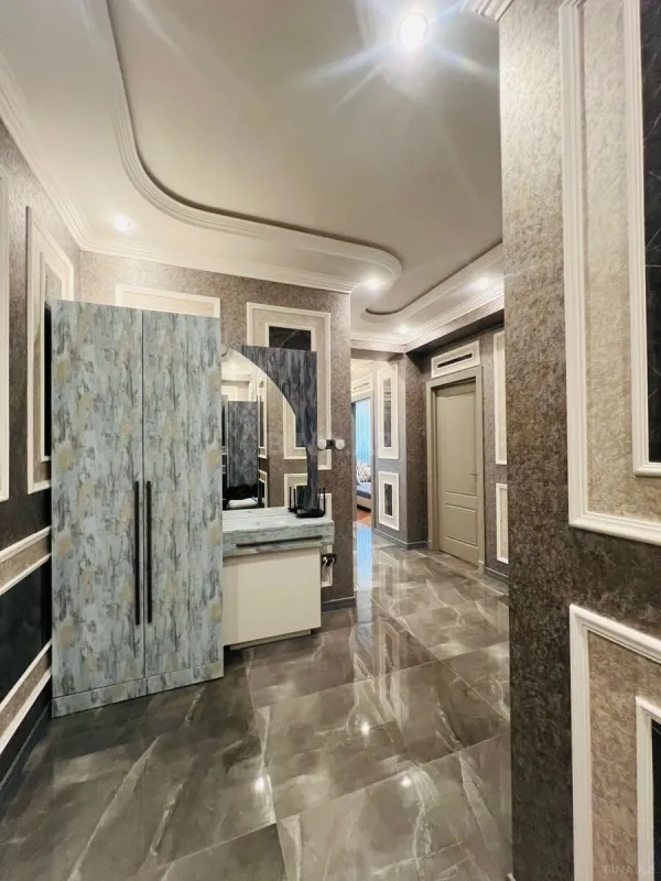 Satılır 3 otaqlı mənzil 120 m²