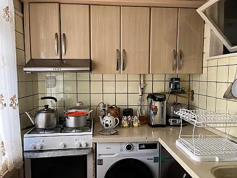 Satılır 3 otaqlı mənzil 60 m²